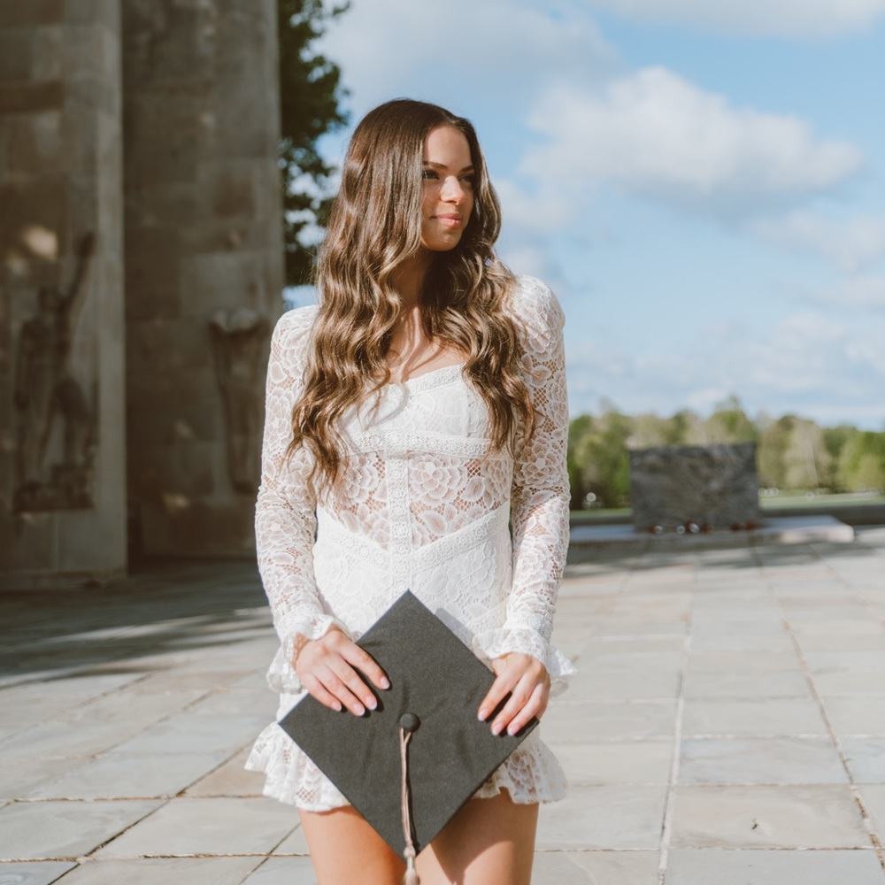 Meet your Posher, Julia